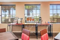 Comfort Inn - breakfast