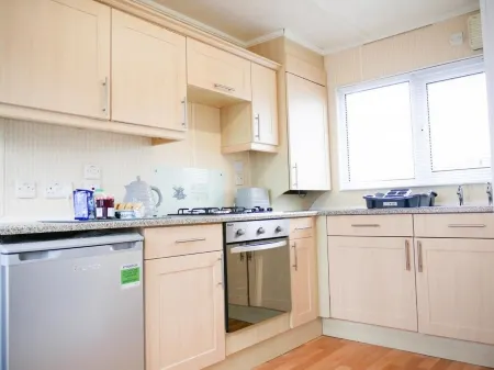 Stowaway Holiday Lodge St Merryn