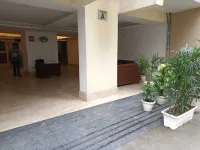 Entire 3 bedroom apartment with WiFI, air condition, attached multiple balconies Hotels near Radha Krishan Park