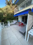 Renovated apartment, sea view, S-W orientation, terrace, near Monaco, Mala beach Hotels in Cap-d'Ail