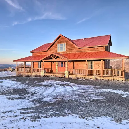 Spacious Slaty Fork Home ~ 12 Mi to Snowshoe