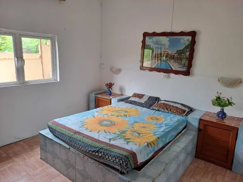 Pretty detached Creole house in its private fenced park Hotels in Albion