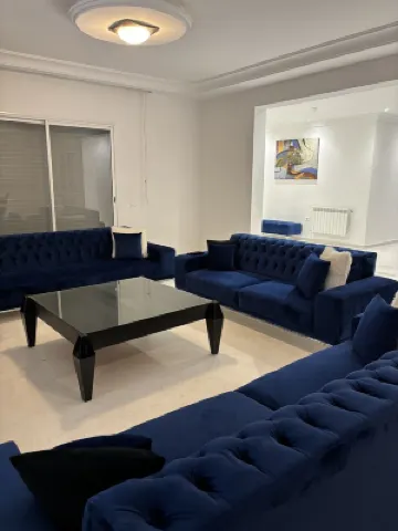 Apparemment Haut Standing 170m