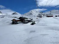 Studio Skiuus, Moderne Directement sur les Pistes. Un Casier à Skis est Inclus Hotels in Aime