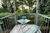 Ferienwohnung Burghof 3 + Balkon + Radparkplatz