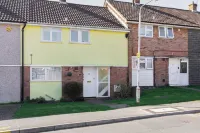 Spacious 3-Bedroom Home in Basildon, Essex London 노크 브리지 자연보호지역 주변 호텔