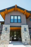 Swiftwater Cellars Residences-Townhome Hotels in Cle Elum