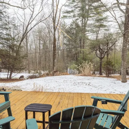 Black Pines A-Frame – A Cozy Catskills Retreat