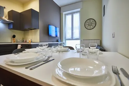 Charming apartment 3 bedrooms, 5 minutes walk from lake and train station