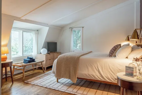 Black Pines A-Frame – A Cozy Catskills Retreat