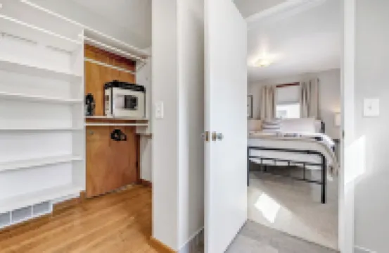 Lambeau Lodge near the heart of Titletown District, Green Bay