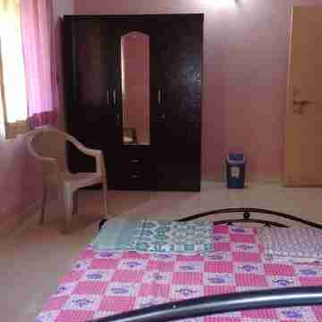 Parijat Holiday Home, Bungalow on hire Rooms