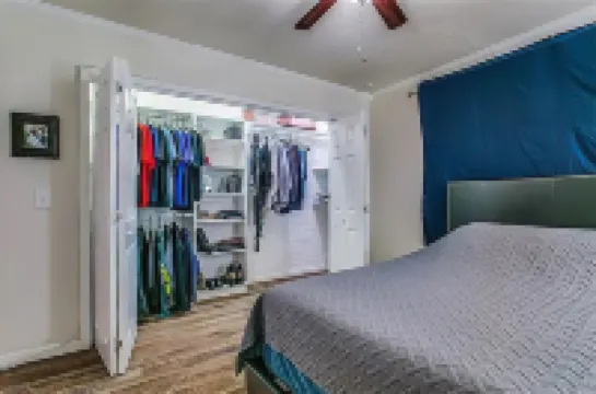 Cozy, Convenient Townhome Living