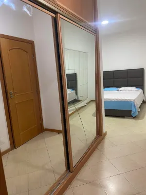 Noble area of Praia. Prestigious condominium. Close to beach,. Hotels in 