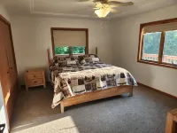 Large 3200 Sq Ft  4-bedroom house on Long Lake - Dundee