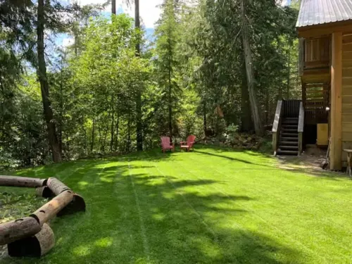 Private Mountain Detached Loft. Hotels in Mount Currie