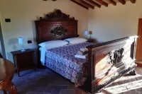 No. 7- Large Double Room with separate entrance.