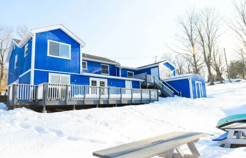 Lakeside Retreat! SPECIAL PRICING! DON'T MISS OUT!