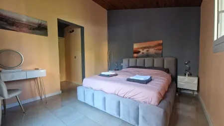 VILLA 515 WITH SWIMMING POOL. CLOSE TO MONTPELLIER CENTER AND BEACHES.