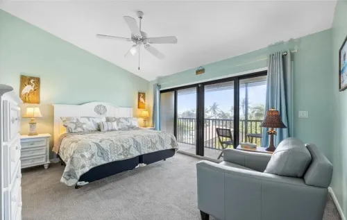 Charming 2-bedroom condo in a beautiful Bokeelia waterfront community!