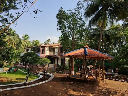 Shravansarri Homestay, Akshi. In natures cradle