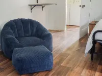 Downtown -All Shook Up Bungalow -Heart Break Hotel 2br/1b