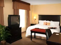 Hampton Inn & Suites by Hilton Laval