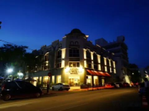 주얼스 호텔 코타 바루  호텔