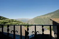 Sinera House Hotel a Rialp