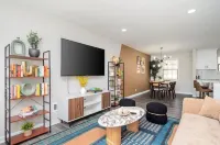 Decatur Dwelling Delight