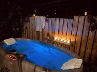 Wine Country Home w/ Hot Tub & Views | Vino Villa
