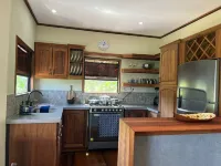 Grenada Countryside Cabin - Homestays