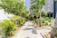 Beach vicinity, shopping G-level, parking. Near playground. Shabbat elevator Hotels in Ashkelon