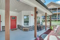 Hot Tub & EV Charger: Helen Getaway w/ Views! - 3-Star