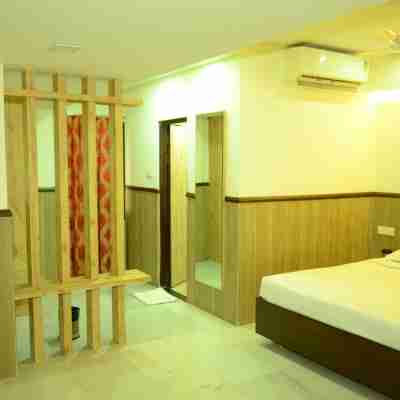 Hotel Rathna Residency Rooms