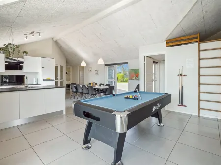 "Tenaya" - 200m from the Sea