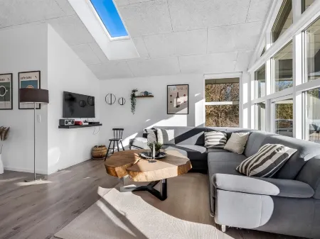 "Alrike" - 850m from the Sea