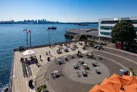 Coast Lonsdale Quay Hotel Hotels in Greater Vancouver