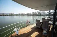 Schönes Hausboot in Höxter