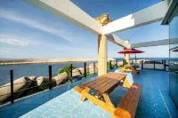 Yeongdeok Harbor Stay - Bãi đậu xe