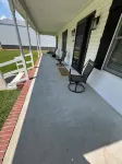 Minutes from KY Lake & Close to Town! Updated, Clean, Comfy, Huge Driveway!