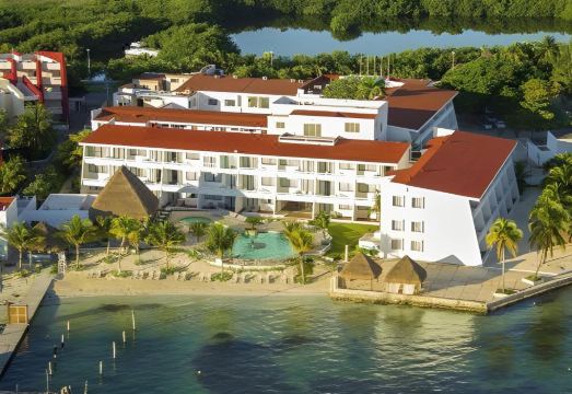 캔쿤 베이 호텔