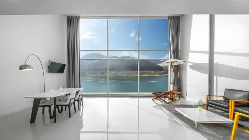 Gapyeong River Wave Pool Villa - سبا