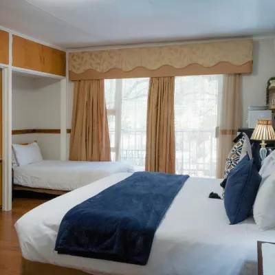Park Living Guesthouse Hotels near SA Armour museum