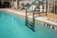 Outer Banks Inn - Pools