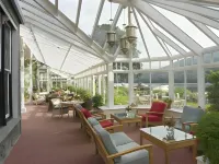 Lakeside Hotel and Spa