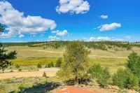 Deck & Views: Pet-friendly Cabin in Jefferson! - con encanto