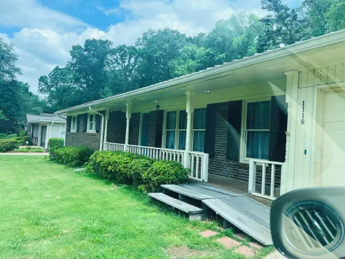 Charming 3-bedroom house with AC, WiFi in lovely Lilburn Hotel a Mountain Park