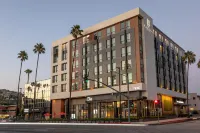 The Glenmark, Glendale, a Tribute Portfolio Hotel - Gym