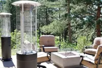 Mountain Luxury and Views Galore Near Palmer Lake